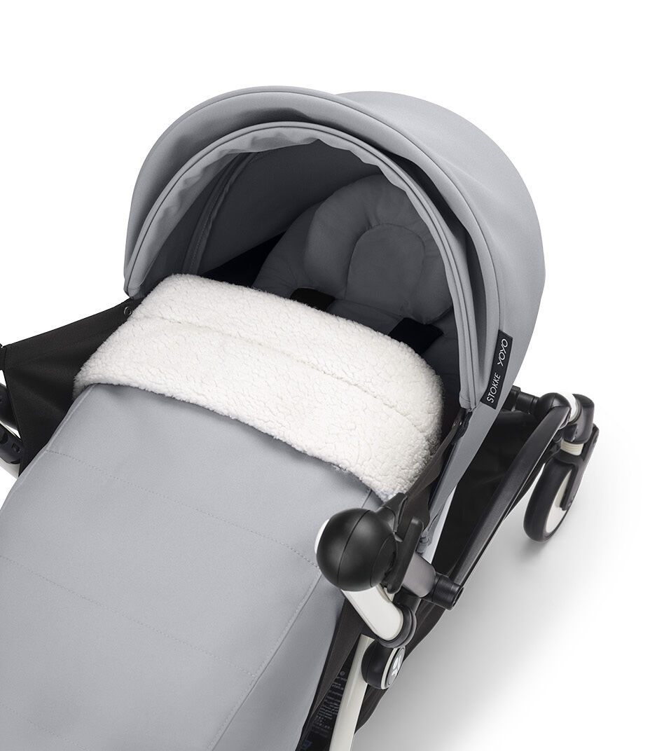 Stokke® YOYO3® 0+ Stone. White Frame. Headrest detail. galery image 3